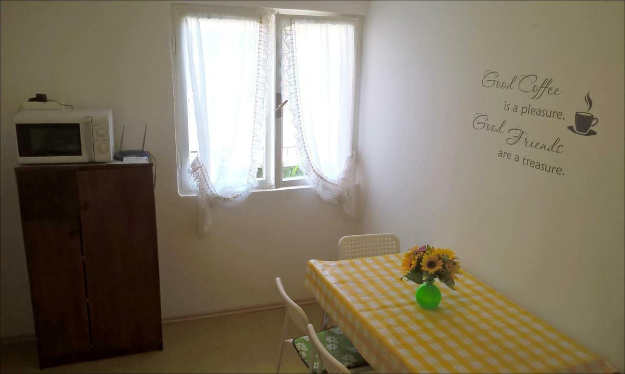 App Veselica Umag Exterior foto