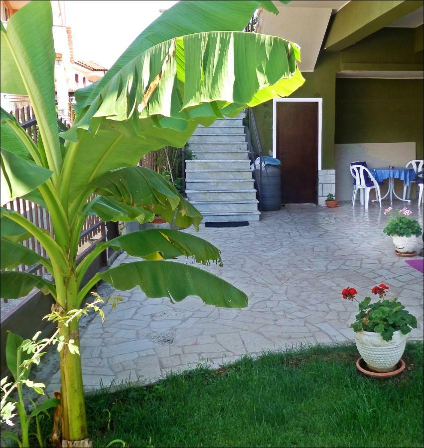 App Veselica Umag Exterior foto